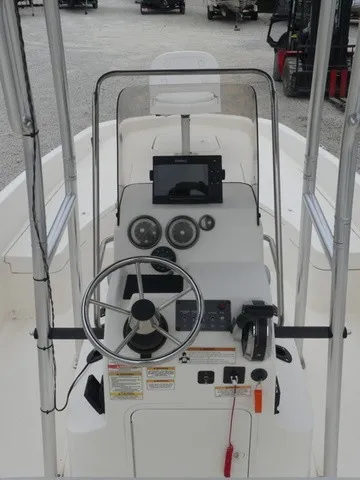 Slide: The Image of Bayliner Element F21 2020 - 16