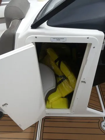 Slide: The Image of Yamaha 242 Limited S 2015 - 18
