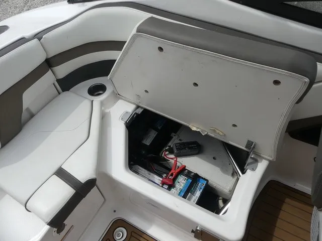 Slide: The Image of Yamaha 242 Limited S 2015 - 26