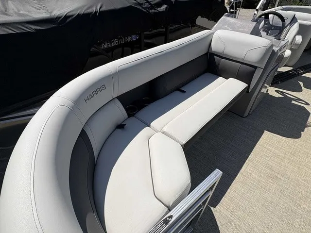 Slide: The Image of Harris Cruiser 230 2021 - 7