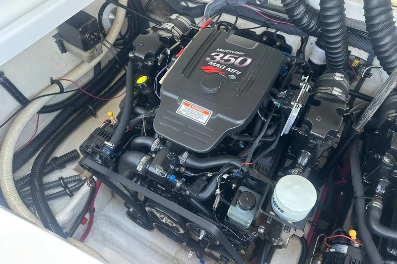 Slide: The Image of Engine compartment of a 2004 Formula 280 Sun Sport with MerCruiser 350 MAG MPI engine. - 21