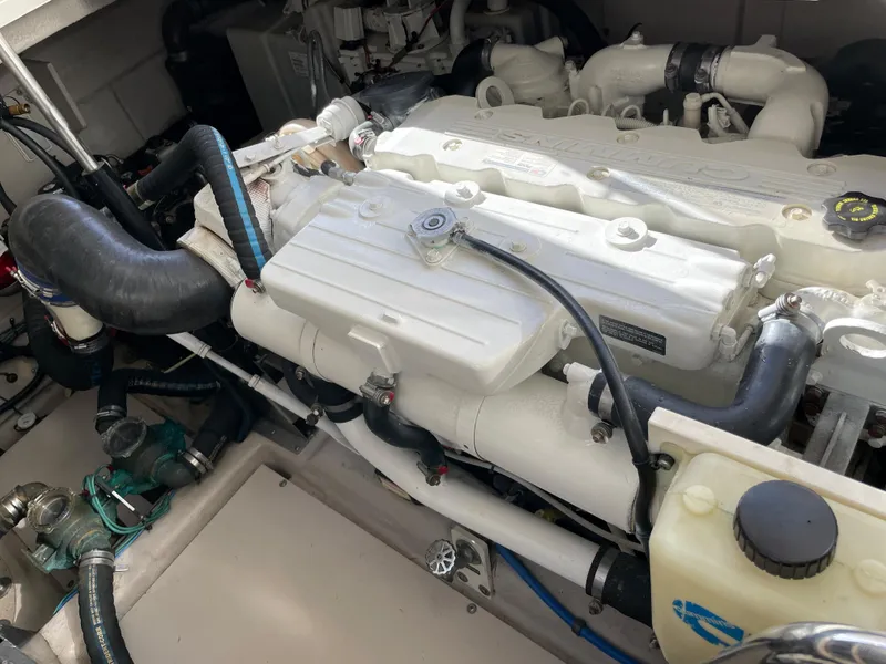 Slide: The Image of Sea Ray 470 Sundancer 2012 - 52