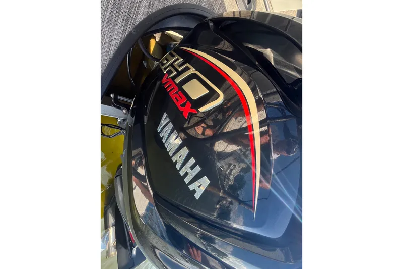Slide: The Image of Yamaha VMAX engine on 2022 Godfrey AquaPatio 235 ULC boat. - 17