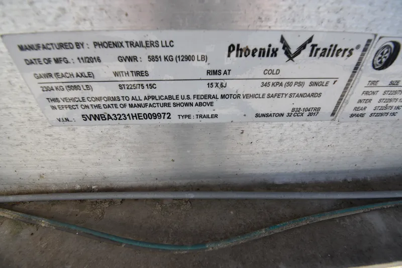 Slide: The Image of Label on Phoenix Trailers LLC, 2017 Sunsation 32 CCX, showing specifications and compliance details. - 39