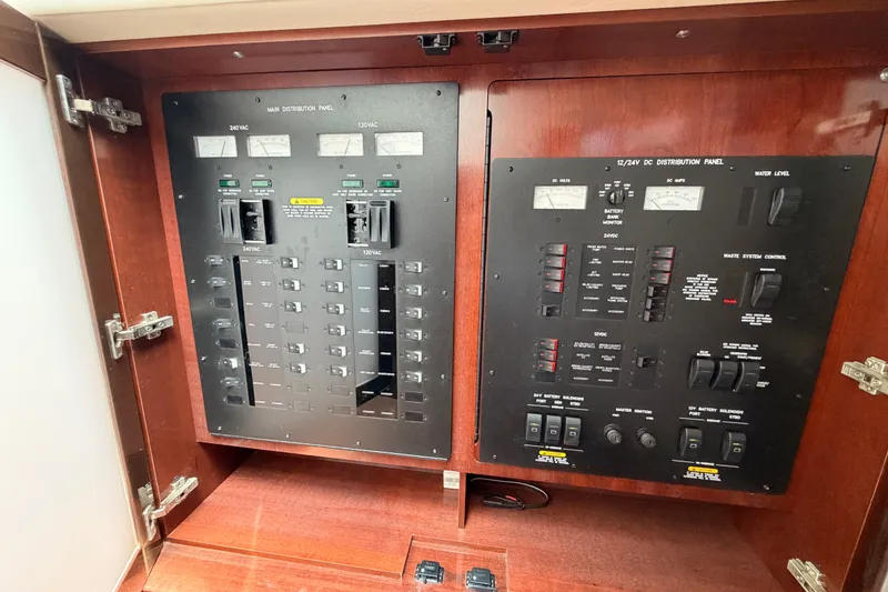 Slide: The Image of Electrical control panel on a 2010 Sea Ray Sundancer 540 yacht. - 13