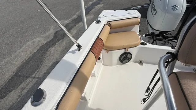 Slide: The Image of The image shows the cockpit of a 2007 Pro-Line SPORT SERIES 20 boat. - 14