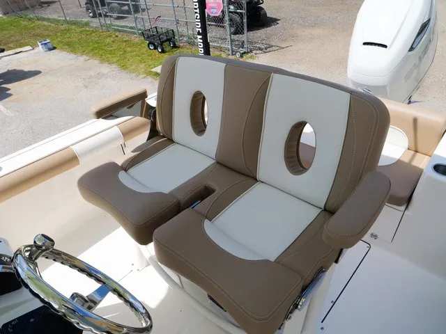 Slide: The Image of Sea Born LX22 Center Console 2027 - 22