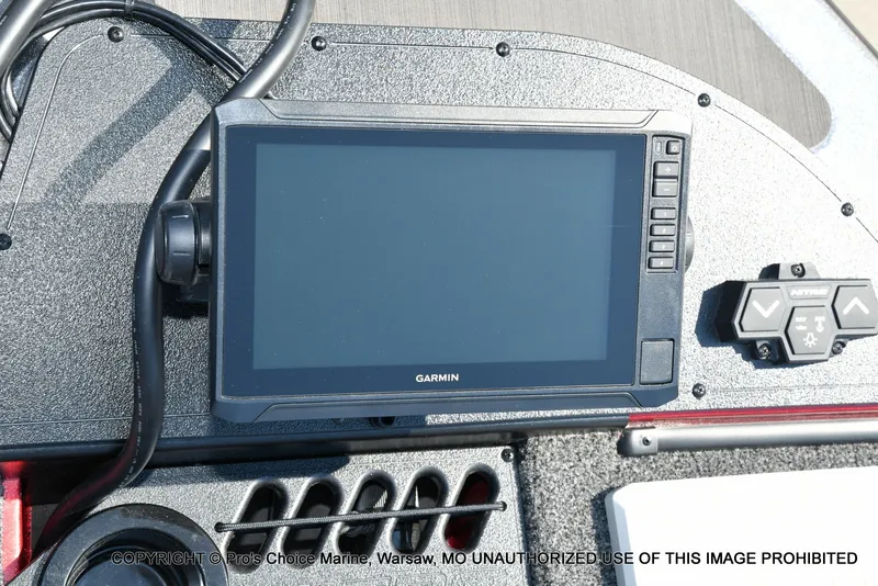 Slide: The Image of A modern Garmin navigation system is mounted on the dashboard of a Nitro Z20 XL Pro boat. - 19