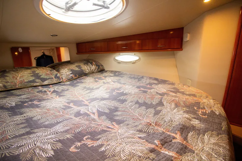 Slide: The Image of Carver Yachts 33 Super Sport 2006 - 59