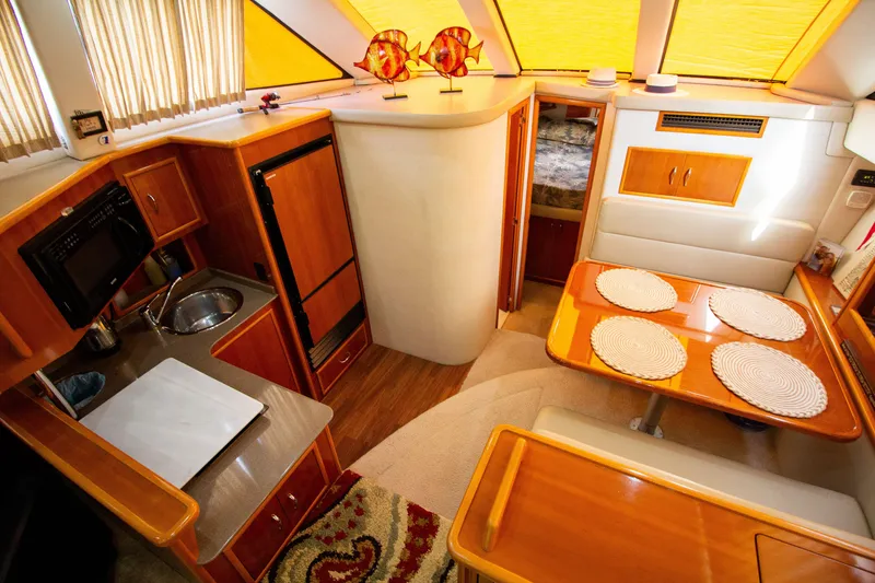 Slide: The Image of Carver Yachts 33 Super Sport 2006 - 56