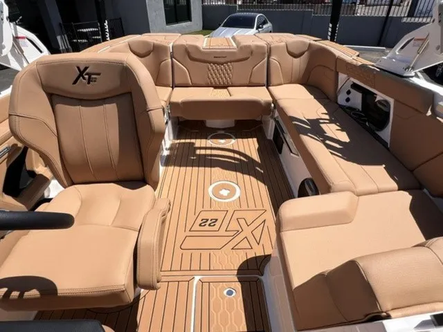 Slide: The Image of MasterCraft XT22 2027 - 21