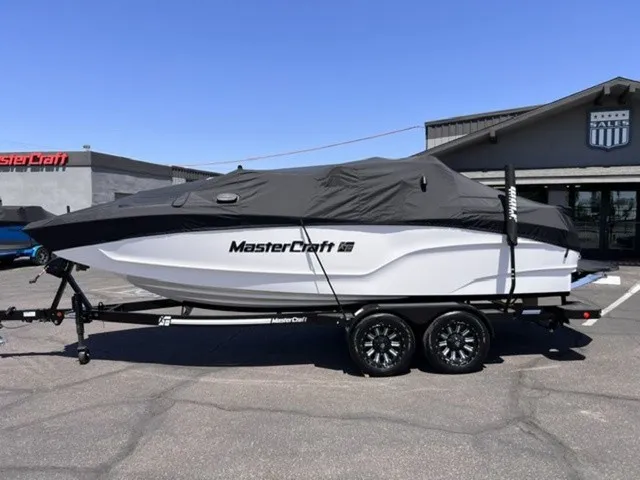 Slide: The Image of MasterCraft XT22 2027 - 24