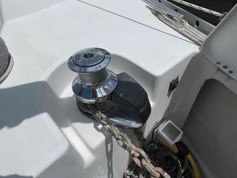 Slide: The Image of Beneteau 361 2004 - 79