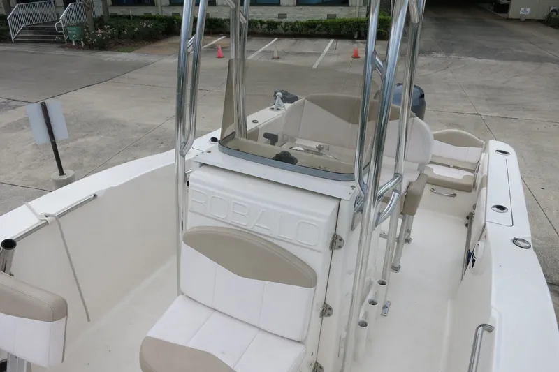 Slide: The Image of 2019 Robalo R200 Center Console boat with sleek design and spacious seating. - 17
