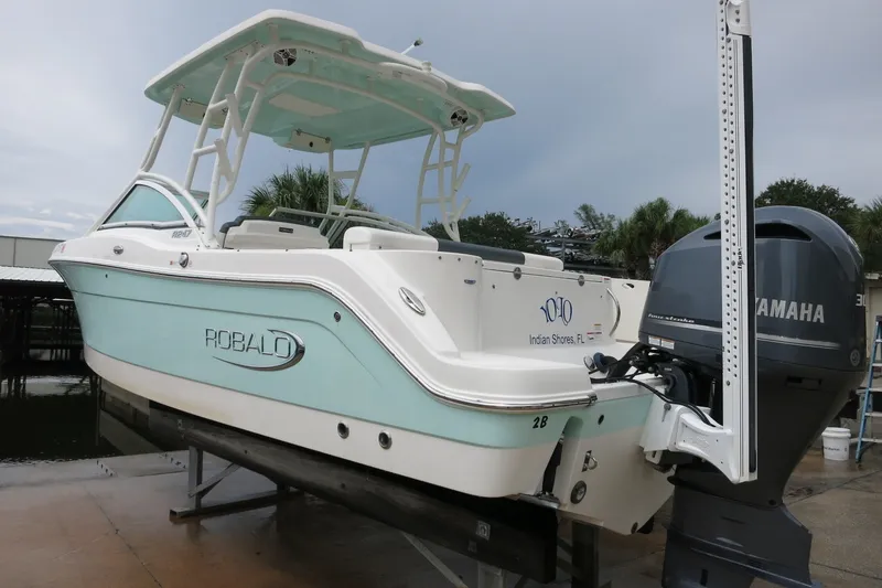 Slide: The Image of 2020 Robalo R247 Dual Console boat with Yamaha engine, docked in Indian Shores, FL. - 5