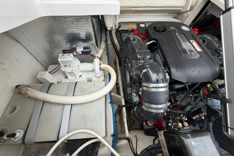 Slide: The Image of Engine compartment of a 2016 Regal 2700 ES Bowrider with Volvo Penta engine. - 27