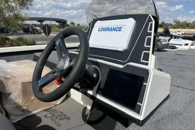 Slide: The Image of Steering console of 2026 Ranger ALPHA 208 boat with Lowrance navigation system. - 6