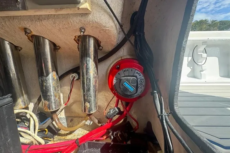 Slide: The Image of 2018 Blue Wave 2400 PureBay boat battery switch and wiring setup. - 66