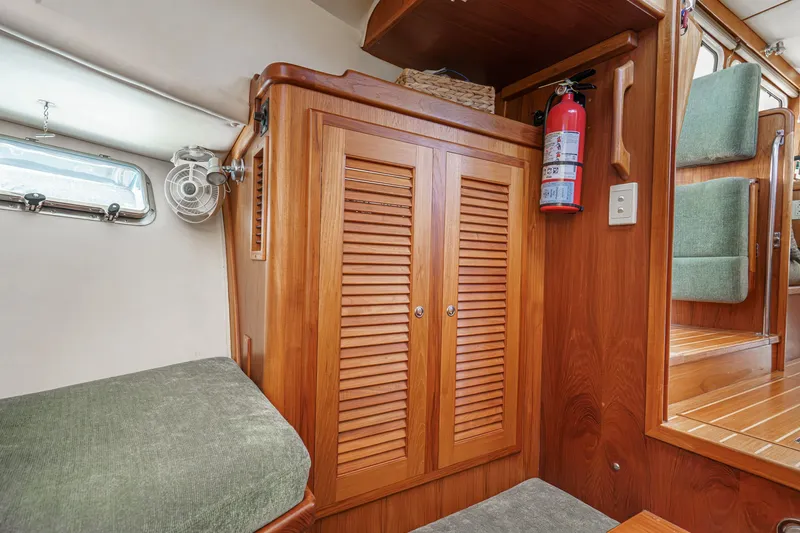 Slide: The Image of Pacific Seacraft 38T Fast Trawler 2003 - 53