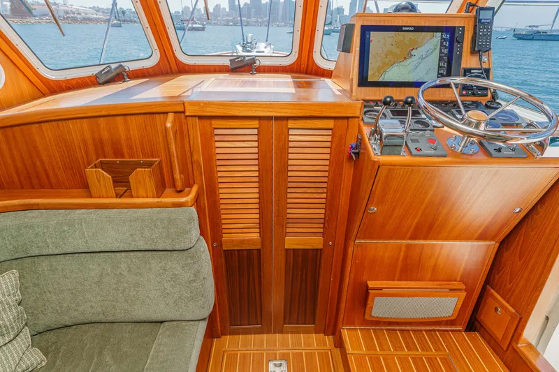 Slide: The Image of Pacific Seacraft 38T Fast Trawler 2003 - 19