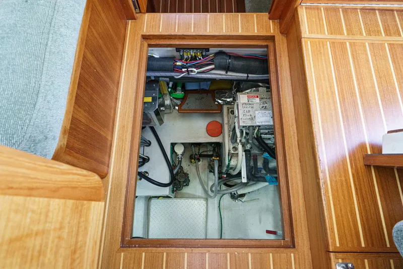 Slide: The Image of Pacific Seacraft 38T Fast Trawler 2003 - 82