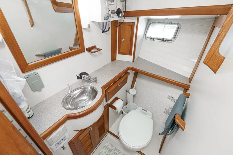 Slide: The Image of Pacific Seacraft 38T Fast Trawler 2003 - 55