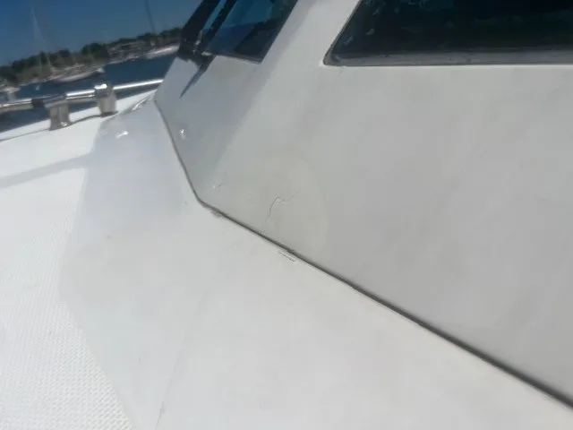 Slide: The Image of Mainship Pilot 30 Sedan 1999 - 24