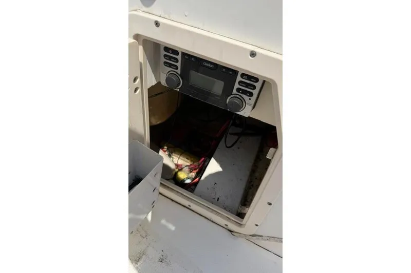 Slide: The Image of Boston Whaler 180 Dauntless 2008 boat console with Clarion stereo system. - 21