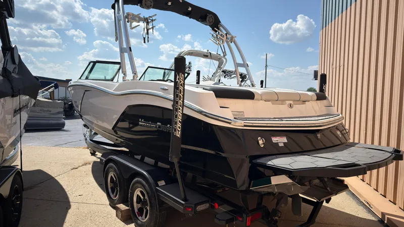 Slide: The Image of MasterCraft NXT22 2016 - 6