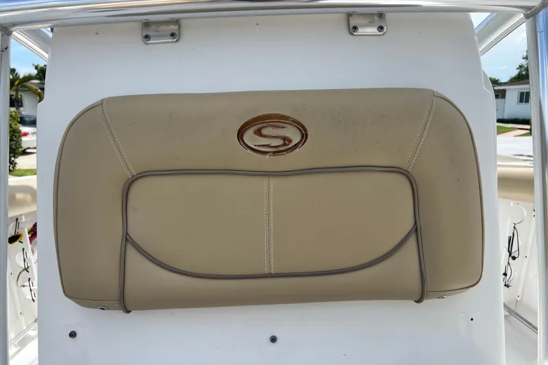 Slide: The Image of Beige seat backrest on 2016 Sportsman Heritage 231 Center Console boat. - 43