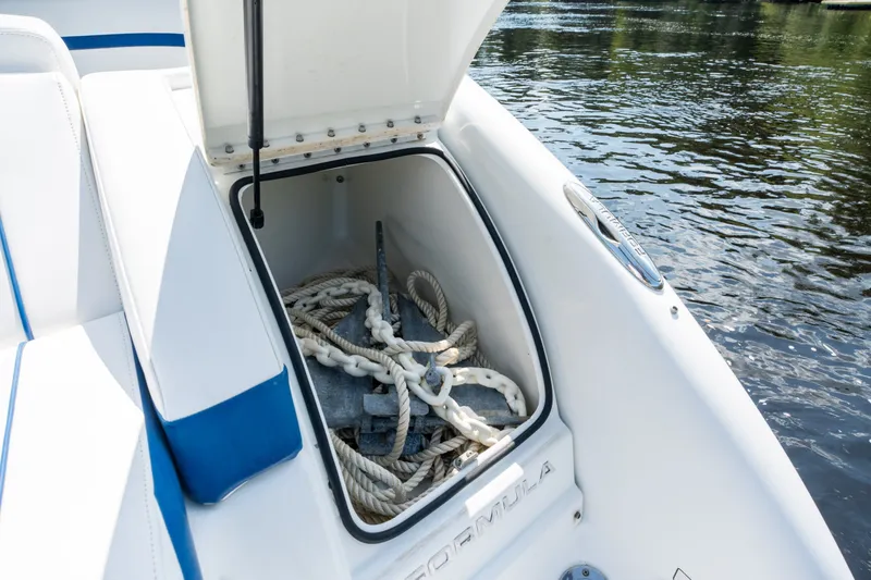 Slide: The Image of Formula 310 Bowrider 2008 - 47