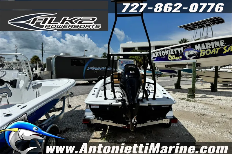Slide: The Image of 2027 ALK2 Powerboats 17HS displayed at Antonietti Marine dealership. - 4