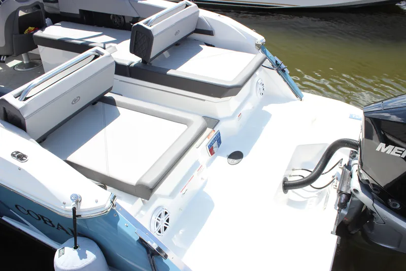Slide: The Image of 2024 Cobalt R6 Outboard boat with spacious seating and modern design. - 9