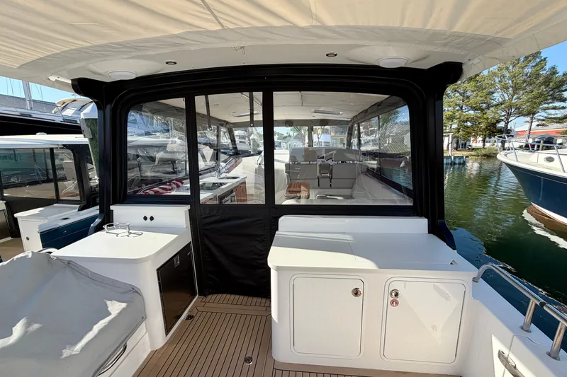 Slide: The Image of 2025 MJM 4 yacht interior with sleek design, spacious seating, and modern amenities. - 45