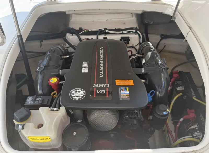 Slide: The Image of A Volvo Penta 380 V8 engine in a 2013 Chaparral 264 Sunesta. - 24