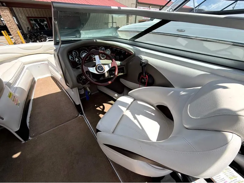 Slide: The Image of Crownline Boats 21 SS 2011 - 14