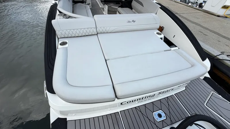 Slide: The Image of Sea Ray 280 SLX OB 2024 - 22