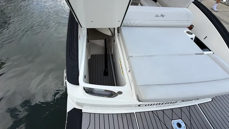 Slide: The Image of Sea Ray 280 SLX OB 2024 - 23
