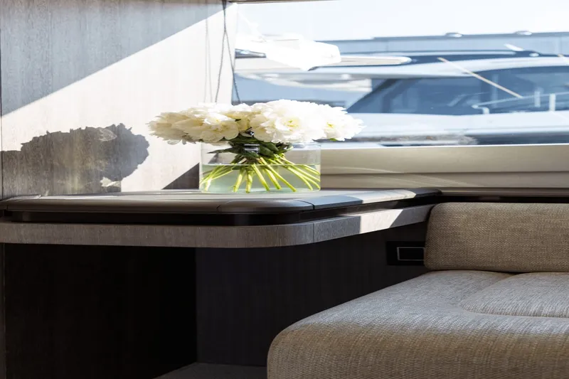 Slide: The Image of Galeon 560 Fly 2026 - 90