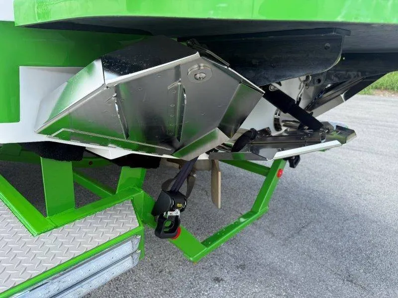 Slide: The Image of MasterCraft X23 2018 - 58