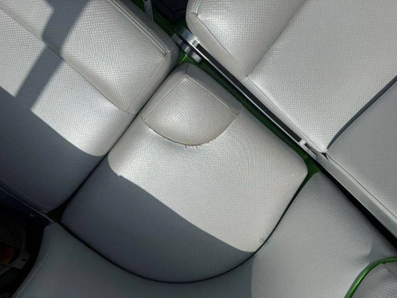 Slide: The Image of MasterCraft X23 2018 - 68