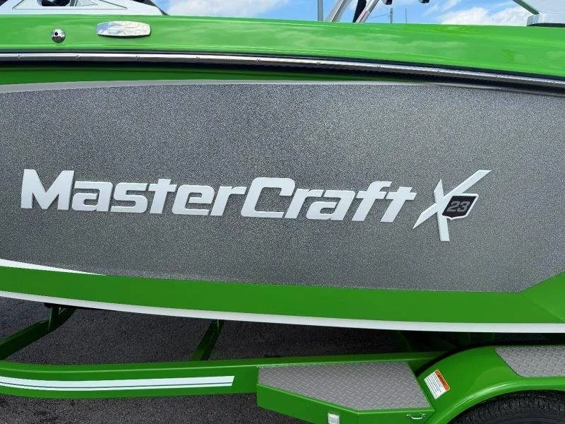 Slide: The Image of MasterCraft X23 2018 - 56