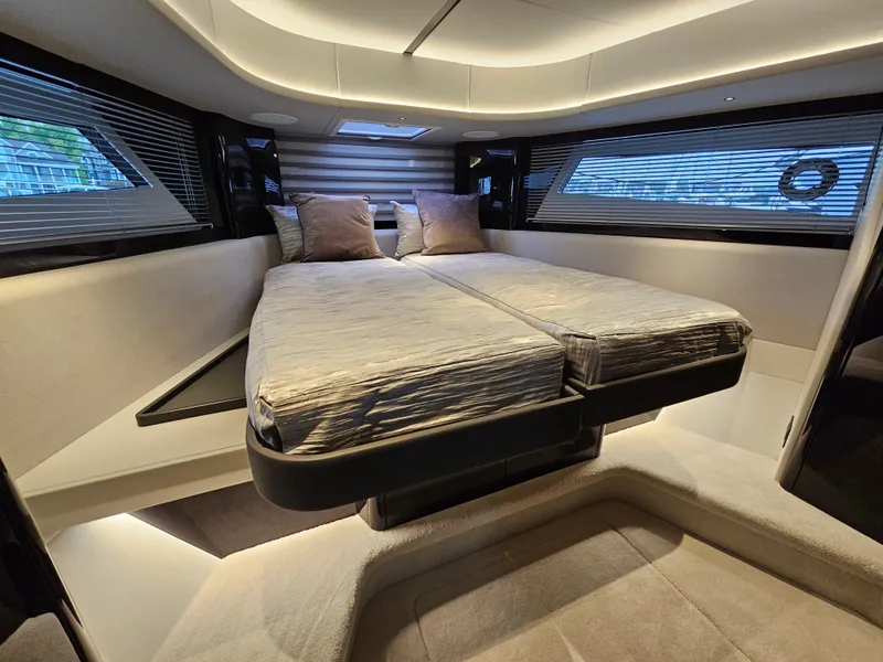 Slide: The Image of Forward VIP - 58