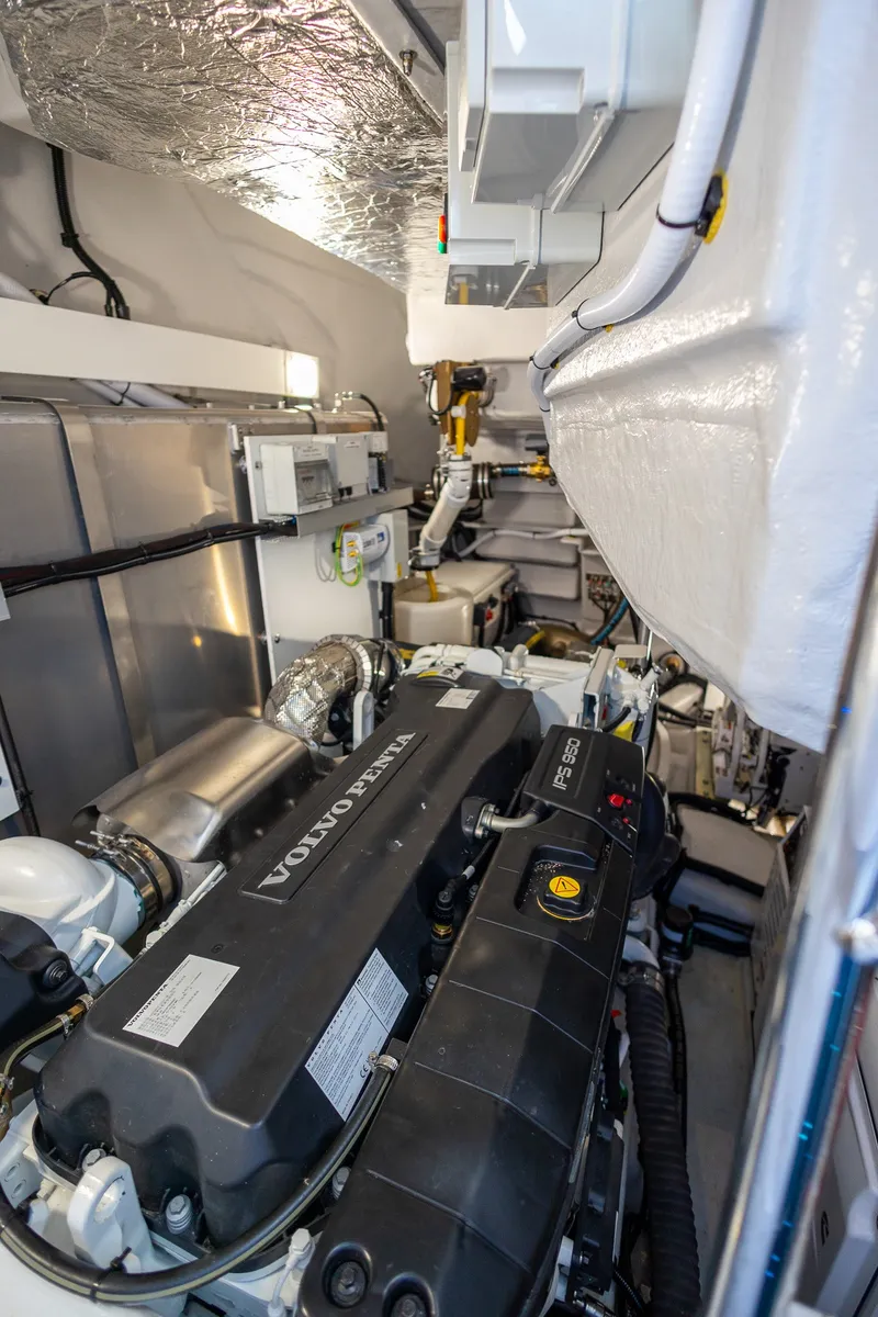Slide: The Image of Engine Room - 77