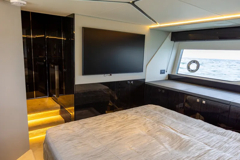 Slide: The Image of Master Stateroom - 50