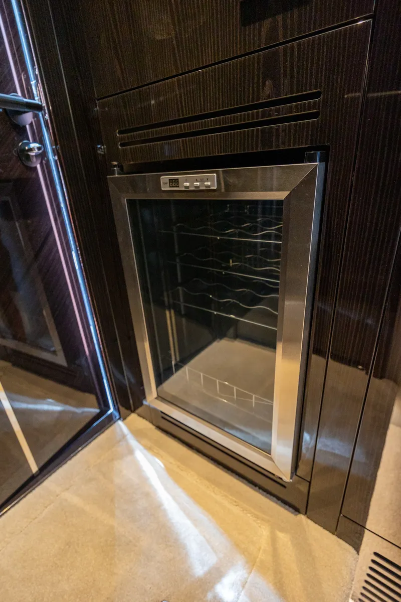 Slide: The Image of Wine Chiller - 40