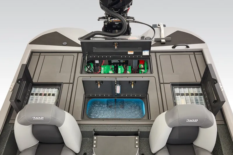 Slide: The Image of Tracker Savage 215 2027 - 41