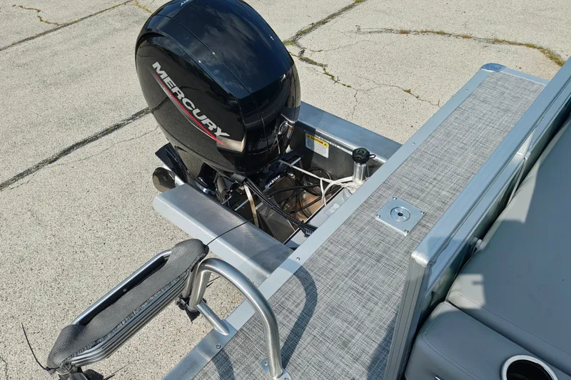 Slide: The Image of 2027 Sun Tracker Party Barge 22 RF XP3 with Mercury outboard motor. - 27