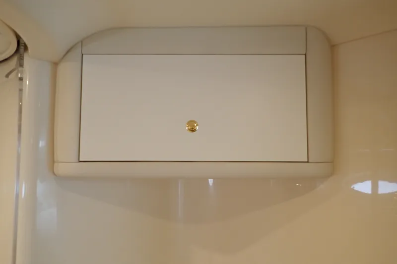 Slide: The Image of Cabinet in 1998 Sea Ray 480 Sedan Bridge yacht interior. - 179