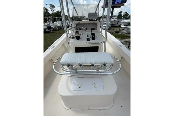 Slide: The Image of 2006 Parker 2100 Special Edition boat interior with steering console and seating. - 26
